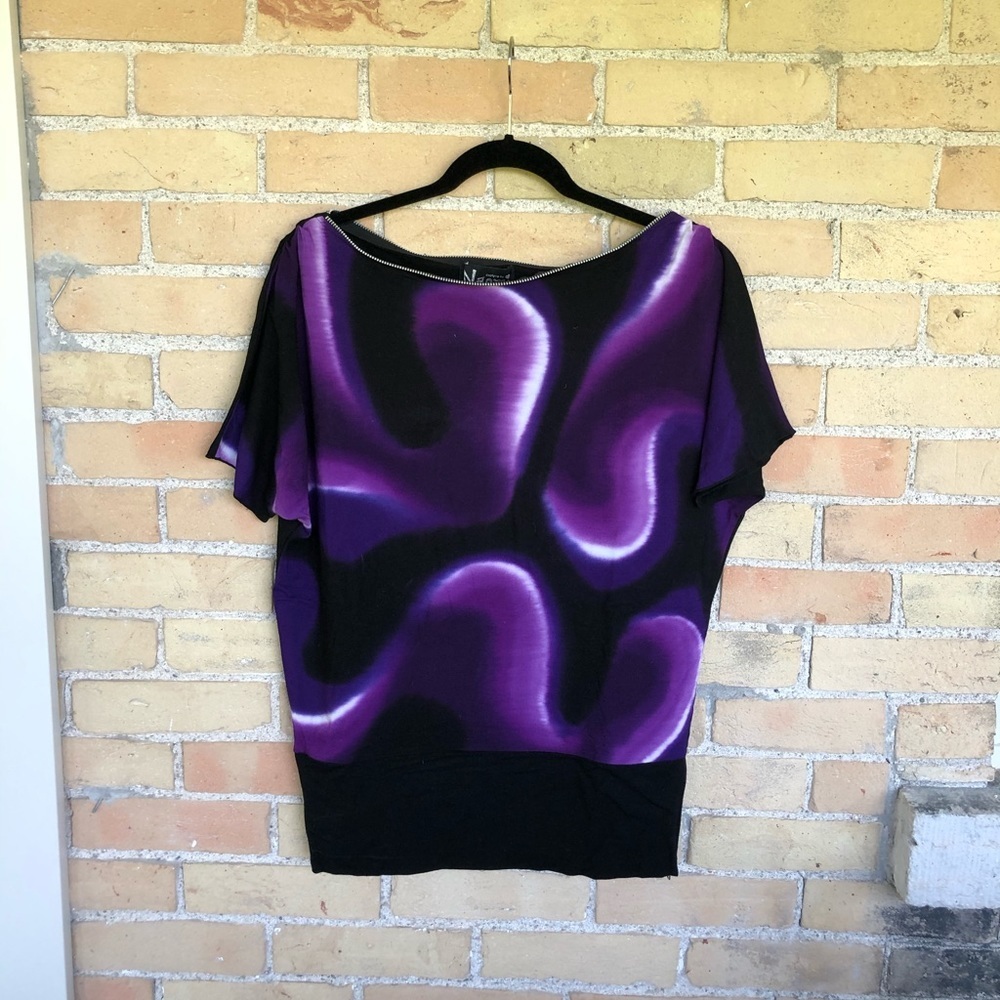Design by Naomi Top